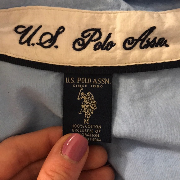 Polo Button Down - Picture 4 of 4